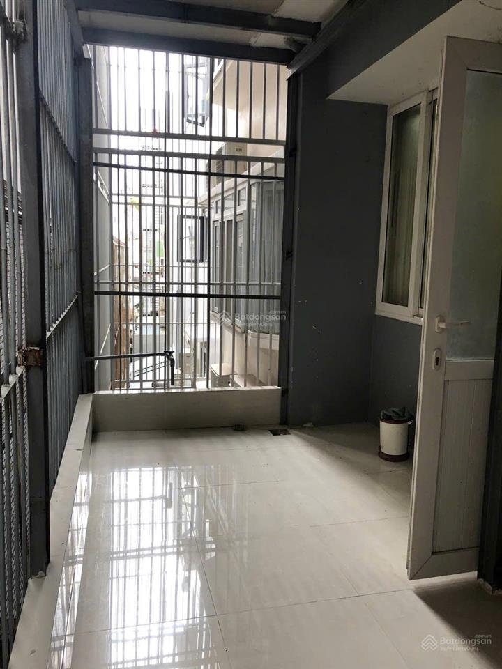 Cho thuê phòng full nội thất 35m² đối diện đh cảnh sát nhân dân, gần đh tôn đức thắng
