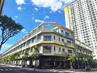 Cần bán lại giá gốc căn nhà phố bcons univalley 1 trệt 3 lầu. dt 64m. 5x13m. giá 7.574 tỷ. bao phí