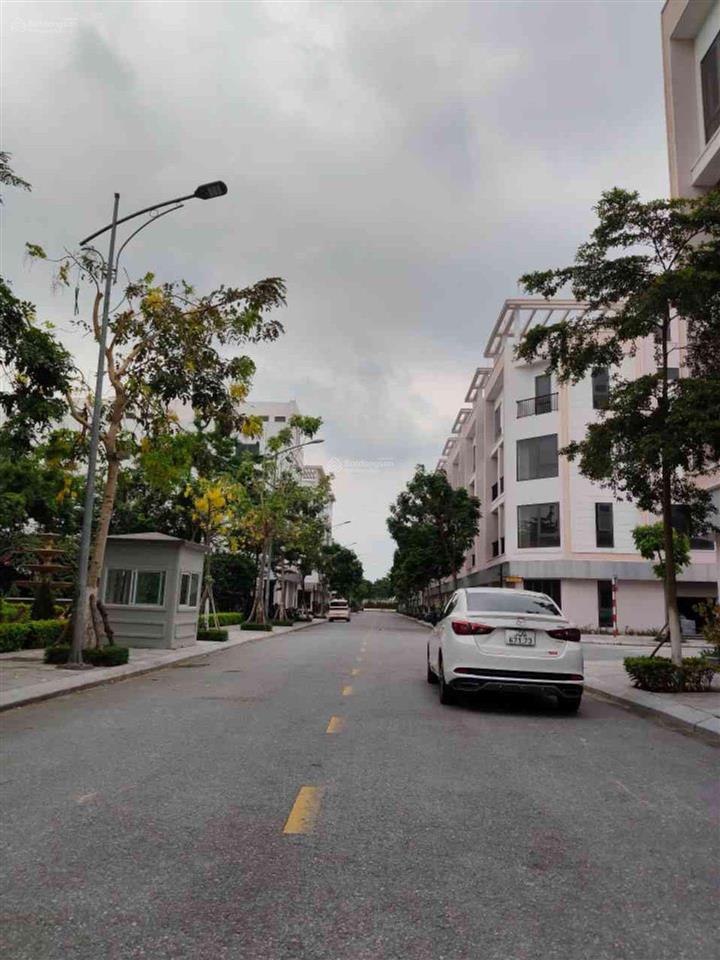 Shophouse 5 tầng xây thô  phố nối sở hữu lâu dài dòng tiền ổn định 75m2, 5,48 tỷ