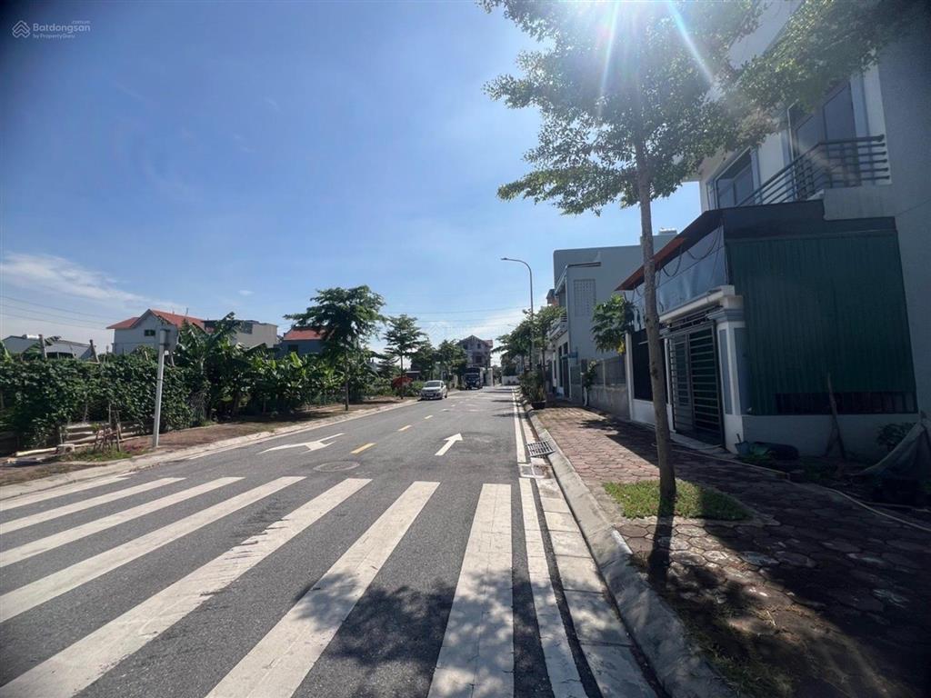 Bán đất tái định cư ngọc hồi thanh trì, hà nội, 40m2, giá 6,6 tỷ phân lô vỉa hè