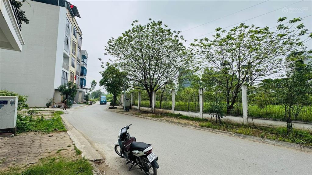Bán đất dịch vụ phú lãm hà đông, hà nội, 50m2, giá 8,3 tỷ đất phân lô, đường rộng, vỉa hè