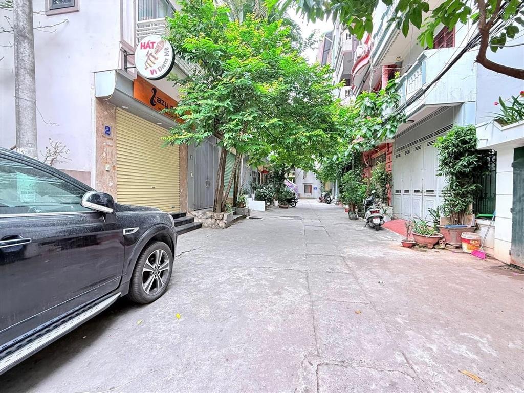 Số 22 hạ yên quyết, cầu giấy ôtô đỗ ngày đêm trước nhà 58m2 ra phố 20m đi bộ công viên, trường học