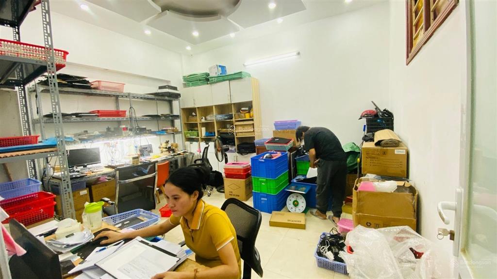 Thái hà đống đa đường vỉa hè ô tô đi vòng quanh lô góc diện tích đến 65m2 đi ra phố chỉ 15m thôi