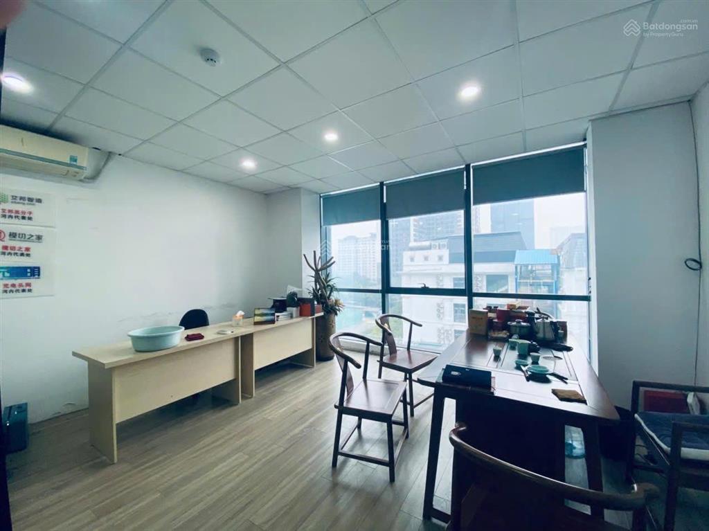 Tòa nhà phương nga ngõ 2 thọ tháp, vỉa hè ô tô đỗ, 7 tầng 1 hầm đang trống sàn tầng 5 giá 11,5tr