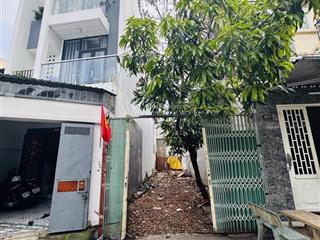 Ngay chợ bình trị đông  liền kề đường tên lửa, đất lọt khe, full thổ cư, 106m2, chỉ 6 tỷ hơn