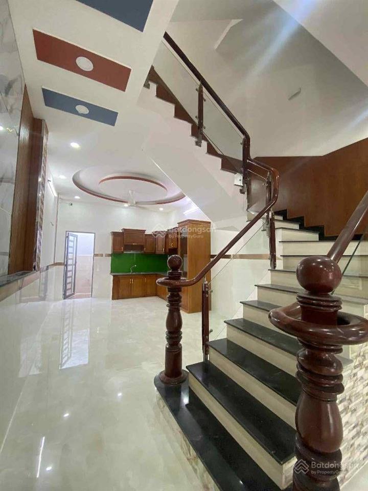 A032  nhà đẹp ở ngay, hẻm xe tải gần cầu vượt tân kỳ tân quý, 4x20m, 4 tầng, chỉ 6 tỷ hơn