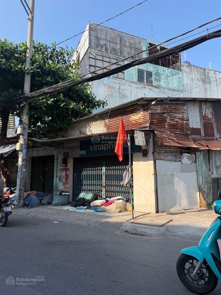 Mặt tiền kinh doanh sầm uất, đa ngành nghề, sát chợ bà hom, đất ngang 4.7 x 23m, chỉ 7 tỷ hơn