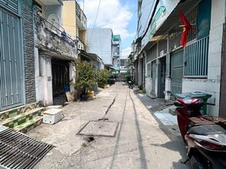 B057  sát ngã tư bốn xã, hẻm xe hơi, nhà 3 tầng, 4x20m, chỉ 7 tỷ hơn xíu