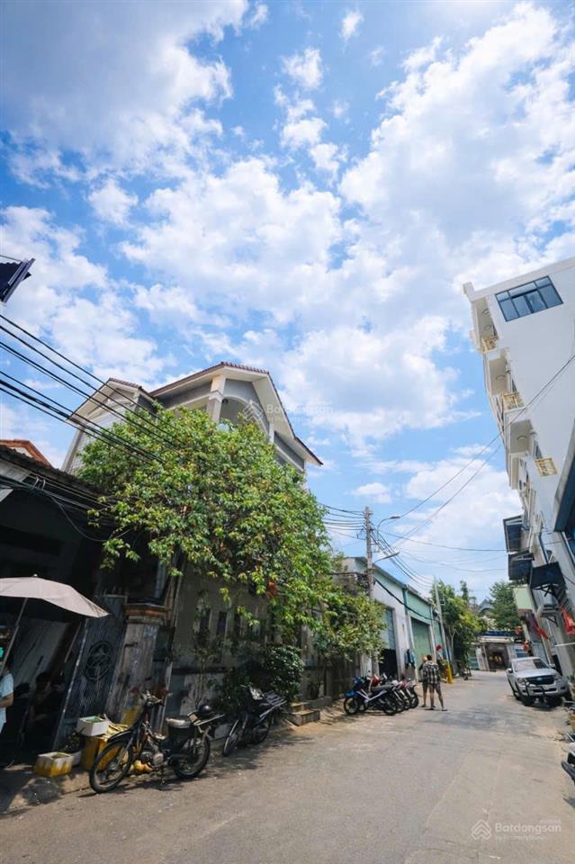 B091 sát lê văn quới, nhà xưởng c4  ngang 10x18m, hẻm xe tải, sát mặt tiền, chỉ 16 tỷ hơn