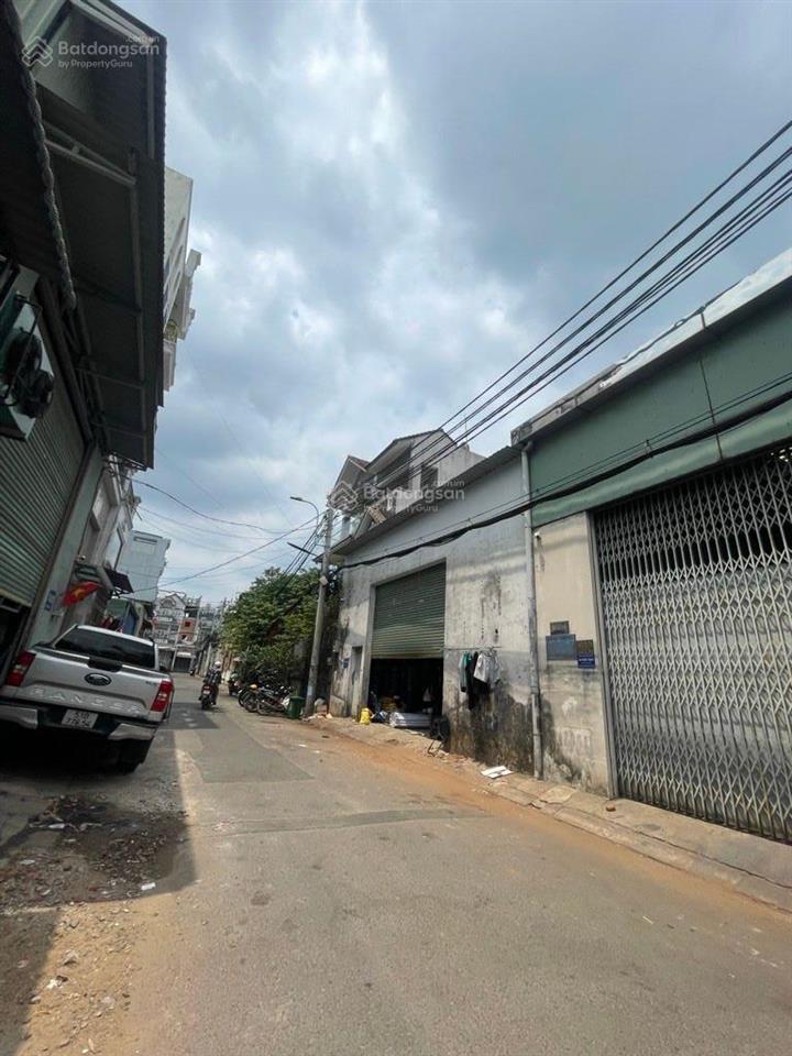 B091 sát lê văn quới, nhà xưởng c4  ngang 10x18m, hẻm xe tải, sát mặt tiền, chỉ 16 tỷ hơn