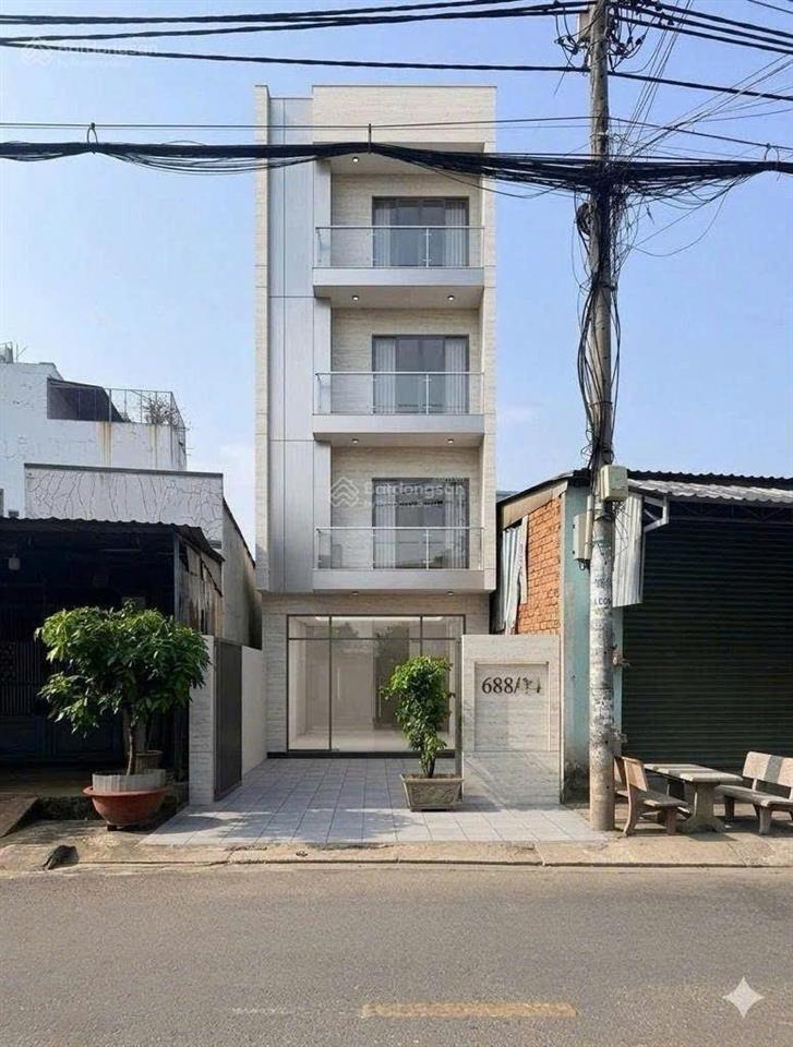 Hàng ngộp! diện tích khủng, gần aeon tân phú  hẻm xe hơi, ngang 4.3x29m, c4, chỉ 7 tỷ hơn