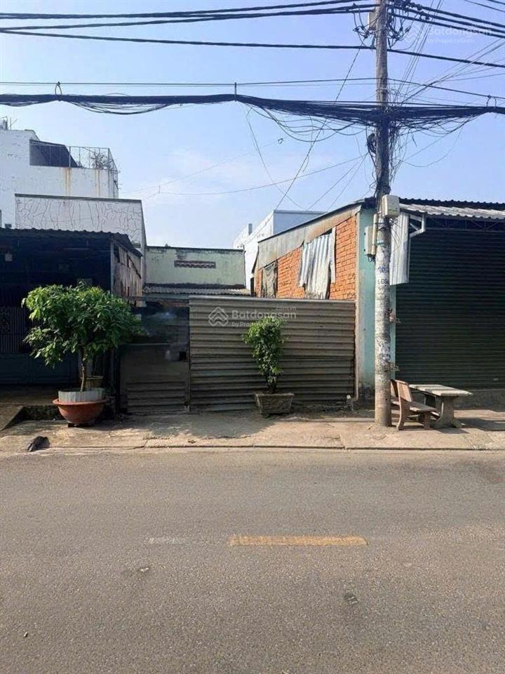 Hàng ngộp! diện tích khủng, gần aeon tân phú  hẻm xe hơi, ngang 4.3x29m, c4, chỉ 7 tỷ hơn