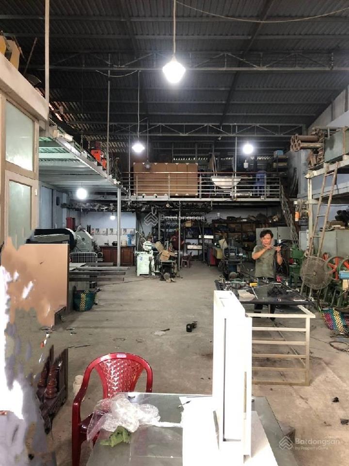 B111  giáp bình tân, nhà xưởng mặt tiền đường cây cám  320m2  dòng tiền 18tr/th  chỉ 16 tỷ 2