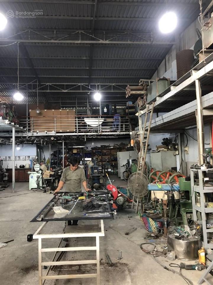 B111  giáp bình tân, nhà xưởng mặt tiền đường cây cám  320m2  dòng tiền 18tr/th  chỉ 16 tỷ 2