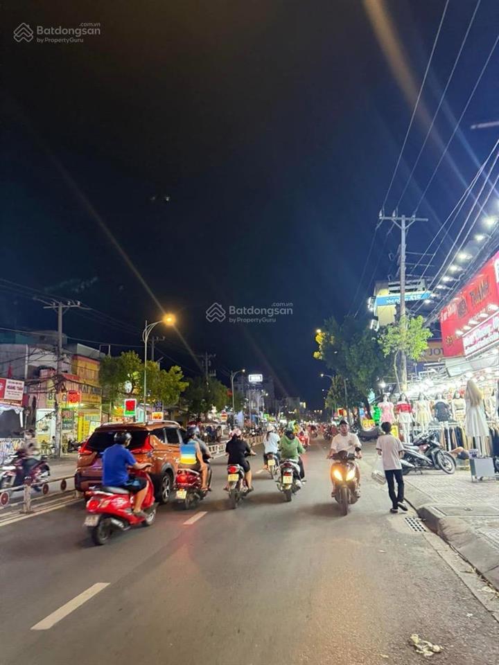 A094  ngay lê văn quới, chdv 11 phòng, dòng tiền 20 tr/th, 4x24m, 5 tầng, chỉ 9 tỷ hơn xíu