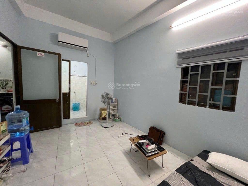 B117  liền kề hương lộ 2, hẻm xe hơi, nhà 4 tầng  ngang 5.4m, vừa ở vừa cho thuê, chỉ 6 tỷ 1