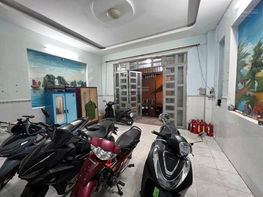 B117  liền kề hương lộ 2, hẻm xe hơi, nhà 4 tầng  ngang 5.4m, vừa ở vừa cho thuê, chỉ 6 tỷ 1