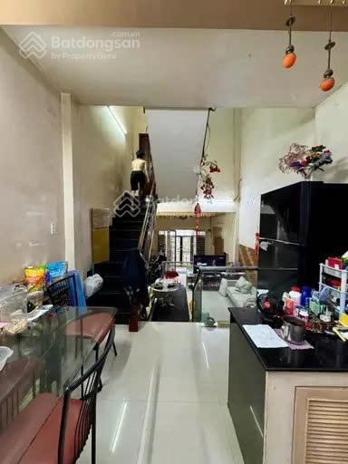 Ngay khu dân cư tên lửa  mt kinh doanh, đường 10m, nhà 3 tầng, 4x20m, chỉ 8 tỷ hơn [c008]