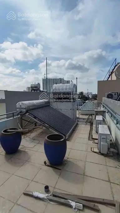 Ngay sinco, sát aeon tên lửa, hẻm xe hơi, nhà 3 tầng, 4x17m, chỉ 6 tỷ 4 [c012]