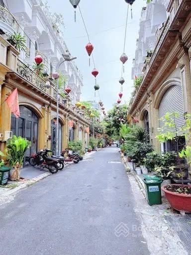 Siêu phẩm nhà mới  đẹp  4 tầng, 4x18m, hẻm xe hơi, gần cầu vượt tân kỳ tân quý, chỉ 5 tỷ x [c013]