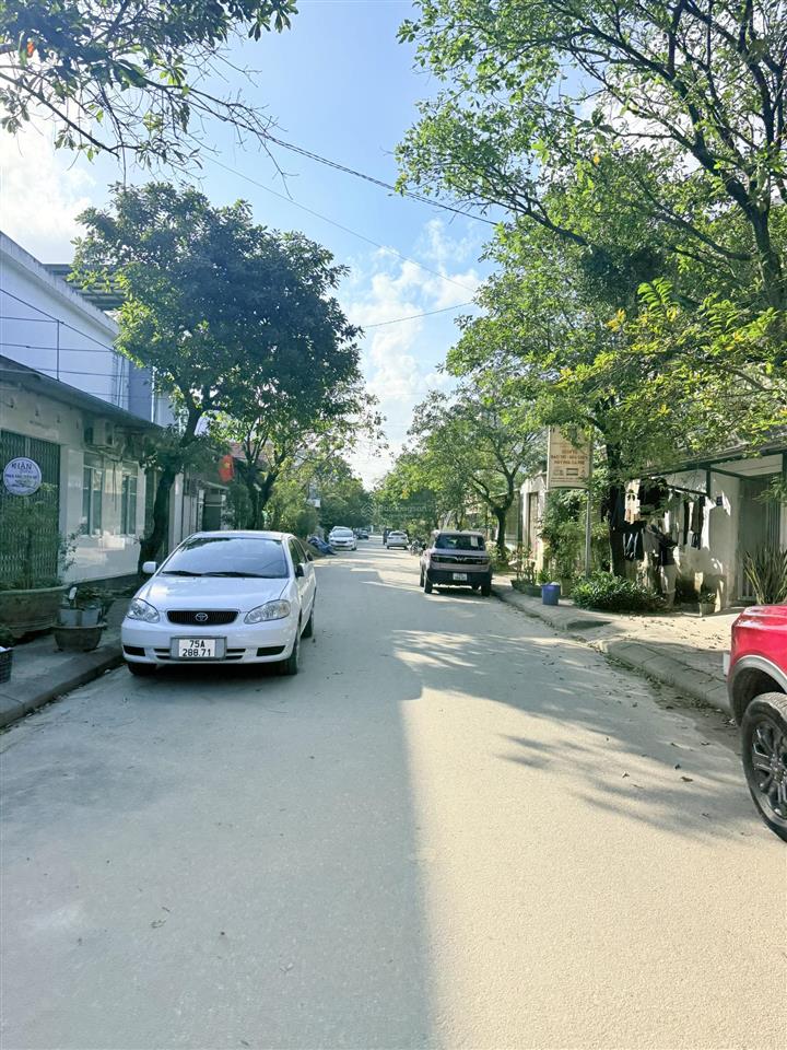 Dãy trọ kinh doanh đắc địa  đường hồng khẳng  trên đất có có nhà cấp 4 và dãy trọ