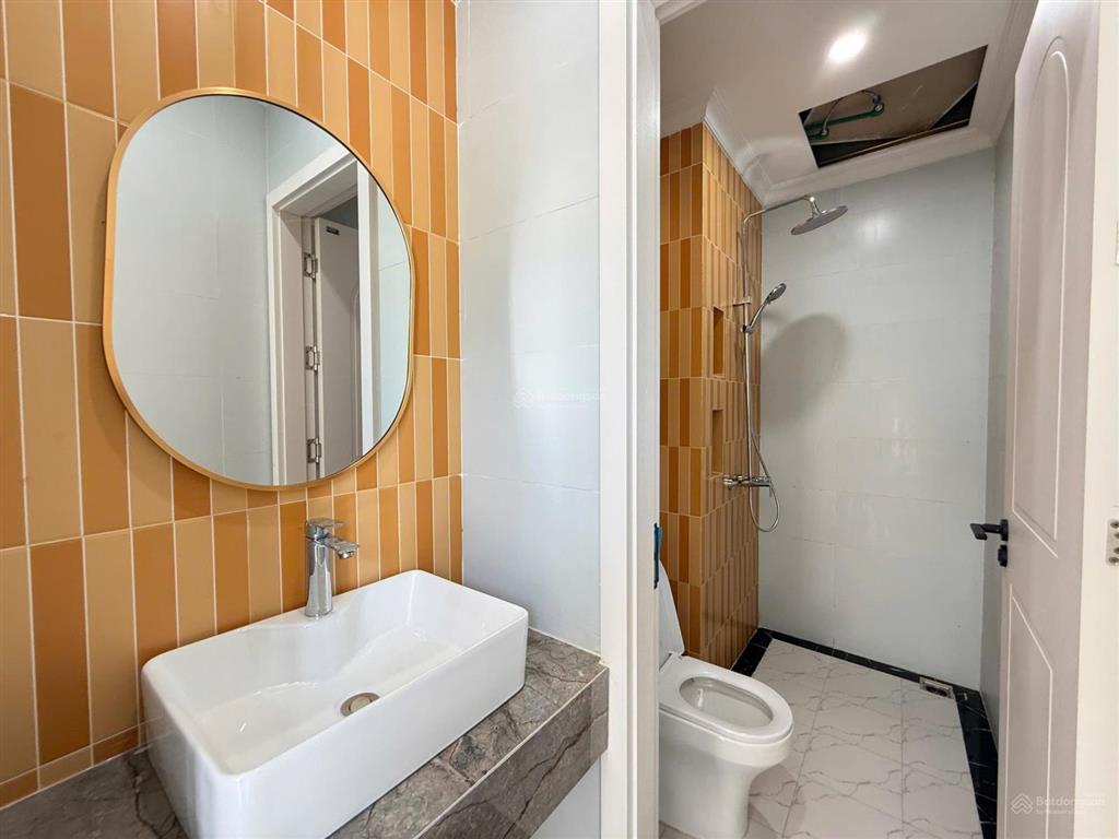 Villa tân cổ điển sân vườn thuỷ xuân, tp huế