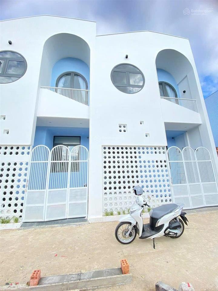 Nhà đẹp kiên cố 2 tầng hoàng quốc việt gần aeon mall huế