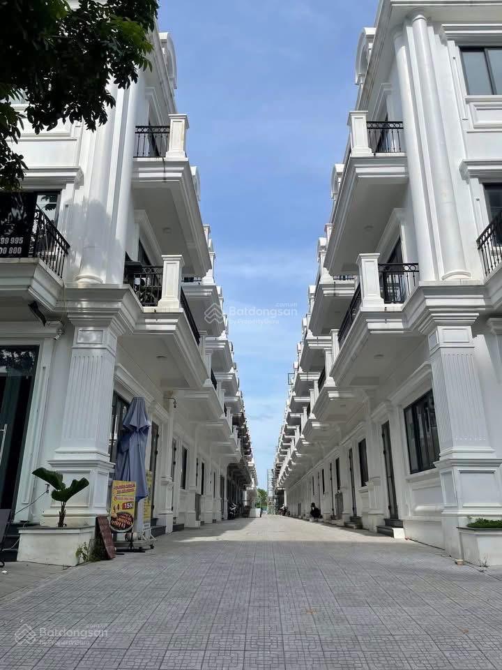Giảm sốc 2 tỷ shophouse đã có sổ, đã hoàn thiện, đang kinh doanh