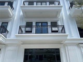 Giảm sốc 2 tỷ shophouse đã có sổ đã hoàn thiện đang kinh doanh