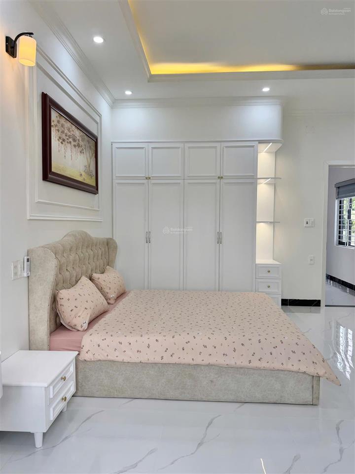Siêu phẩm tân cổ điển cách mặt tiền lê ngô cát chỉ 50m