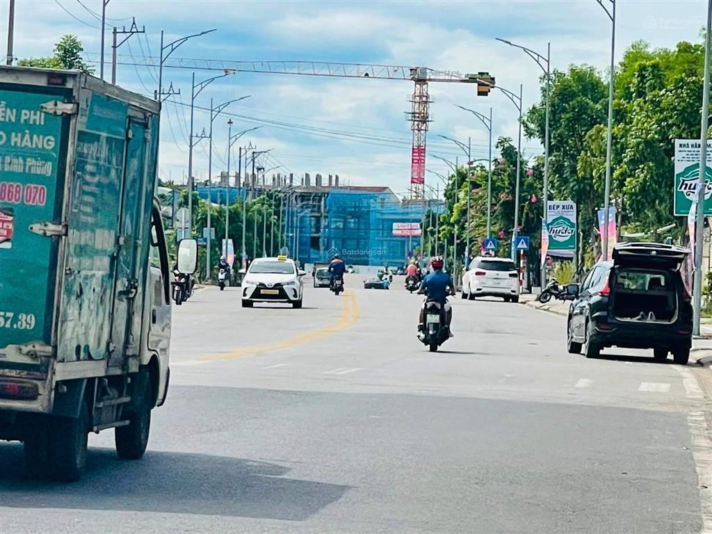Đồng khởi đất mặt tiền đường 50m, hàng hiếm 5m ngang!