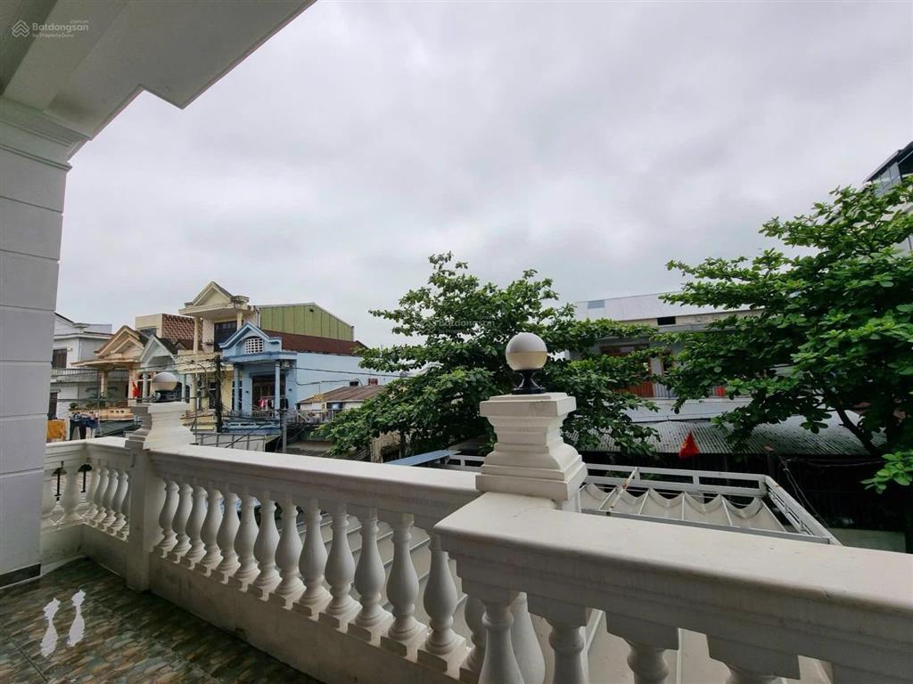 Bán homestay 4 tầng mặt tiền hàn mạc tử đang kinh doanh, có dòng tiền ổn định!