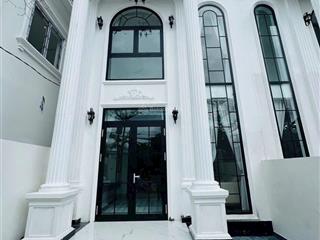 Villa hai tầng hai mê kiên cố thiên thai  đầy đủ nội thất xịn xò  cách mặt tiền chính 50m
