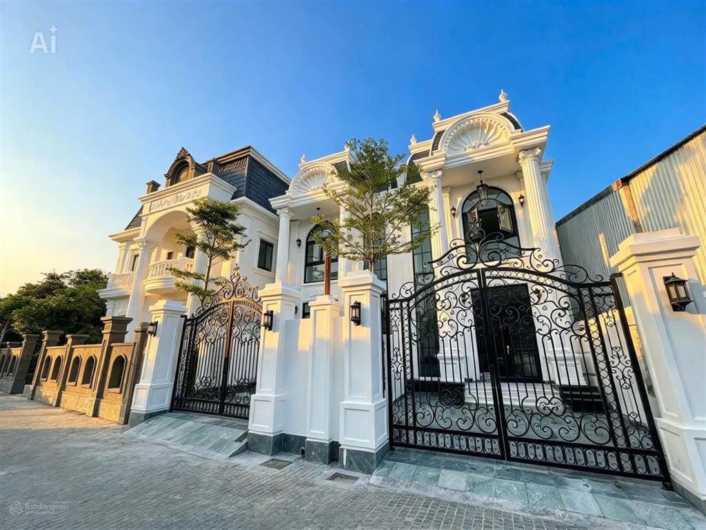 Villa hai tầng hai mê kiên cố thiên thai  đầy đủ nội thất xịn xò  cách mặt tiền chính 50m