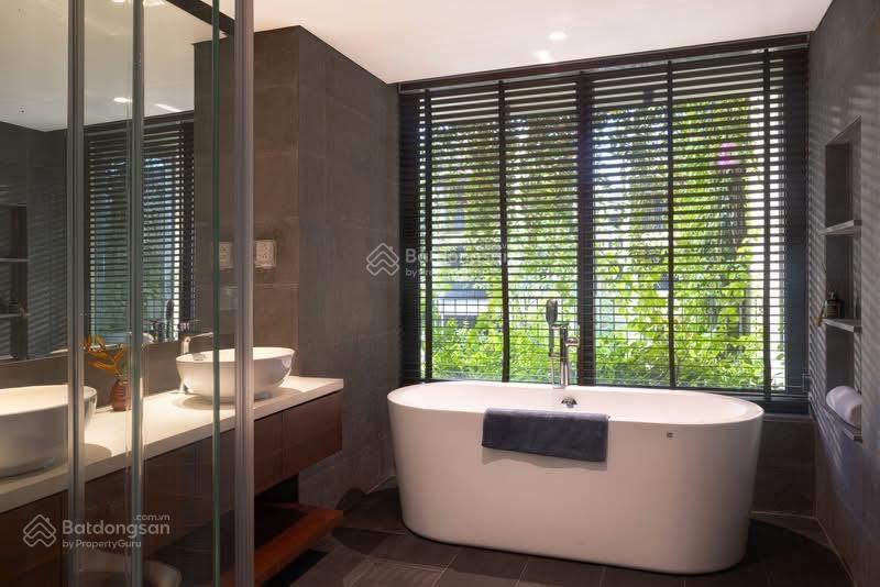 Thanh toán 50% nhận ngay căn villa trung tâm hội an cho thuê 80tr / tháng