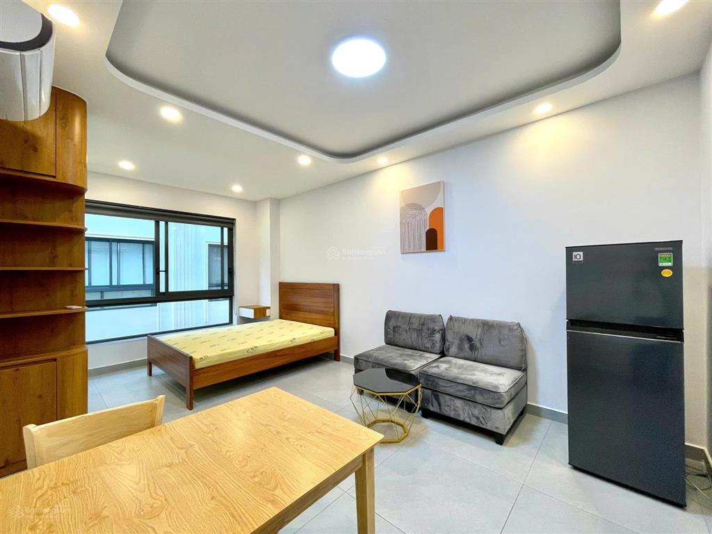 Căn studio full nội thất xịn, view nhà đẹp, thoáng mát, giá cho thuê chỉ từ 7,5tr/tháng.
