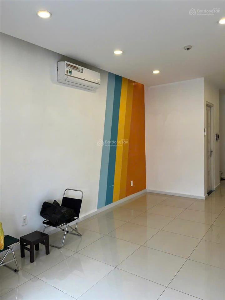 Bán officetel kingston căn trống giá siêu tốt 2.5 tỷ