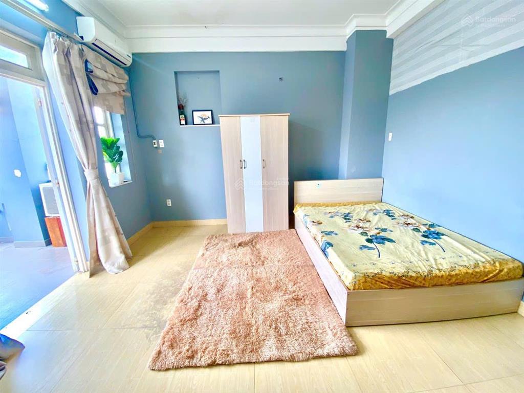 Cho thuê căn hộ 1pn tách bếp  ban công ngay trần nhân tôn