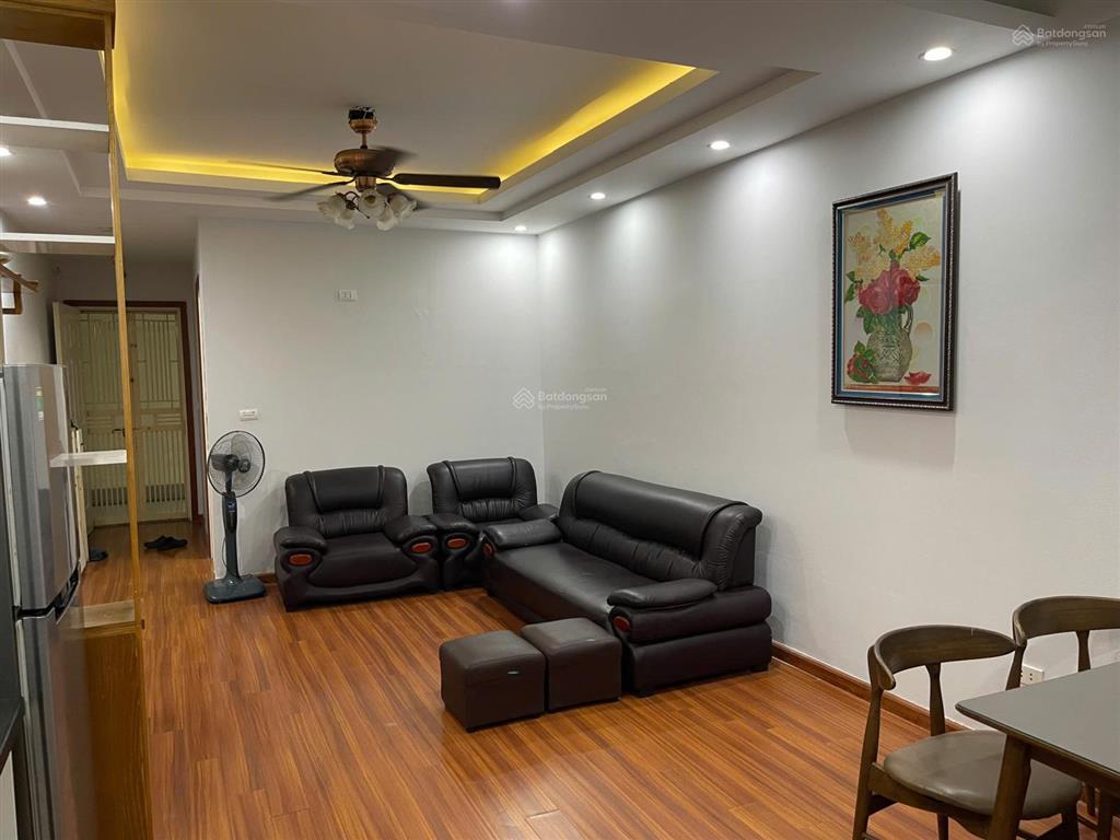 Chính chủ cho thuê căn hộ 3pn, 2wc. nhà mới, nội thất mới