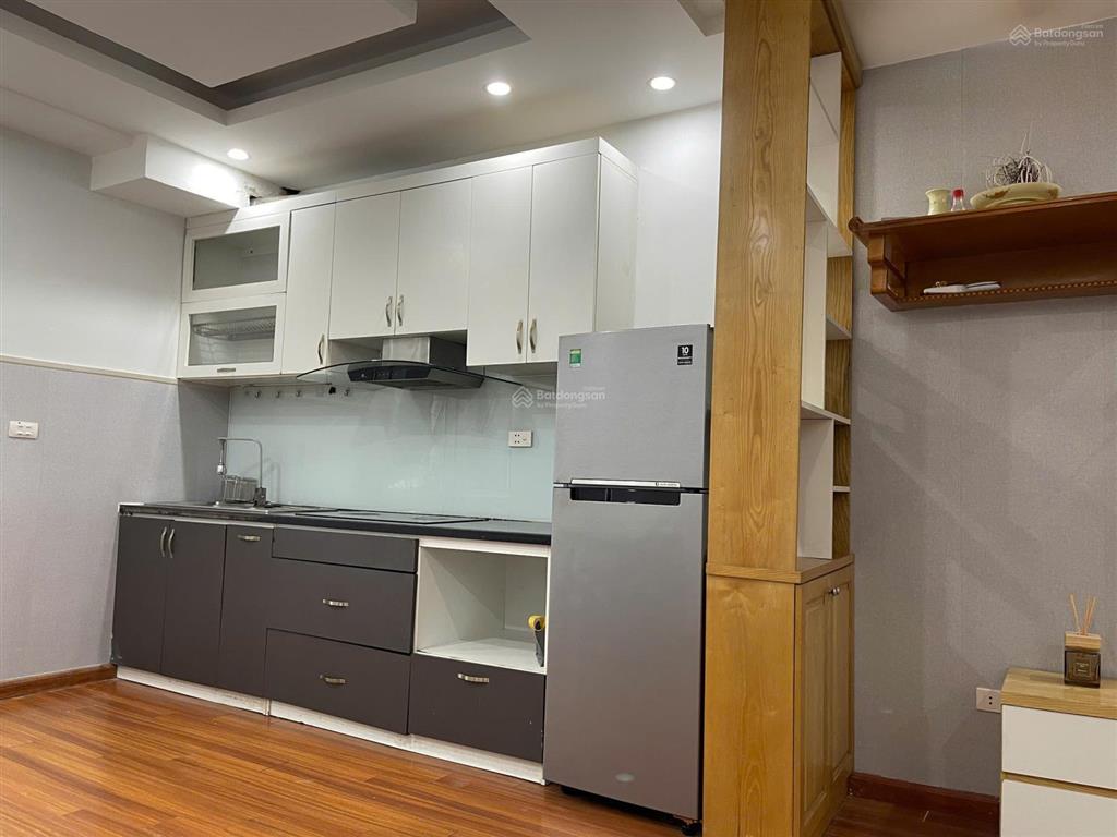 Chính chủ cho thuê căn hộ 3pn, 2wc. nhà mới, nội thất mới