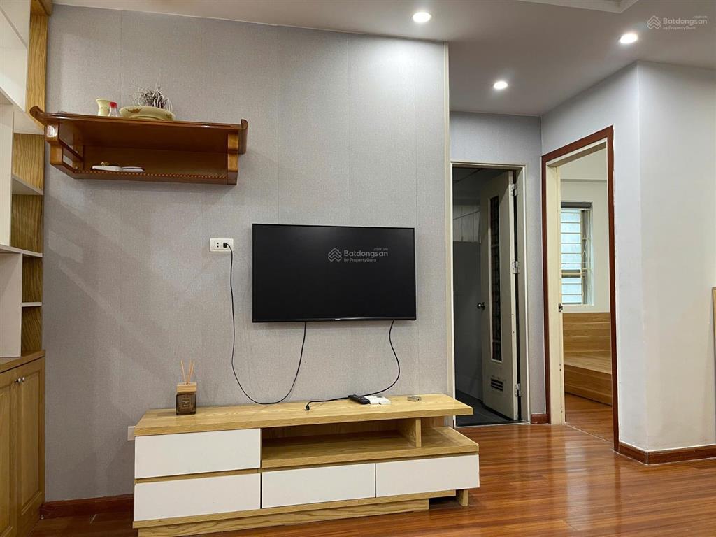 Chính chủ cho thuê căn hộ 3pn, 2wc. nhà mới, nội thất mới
