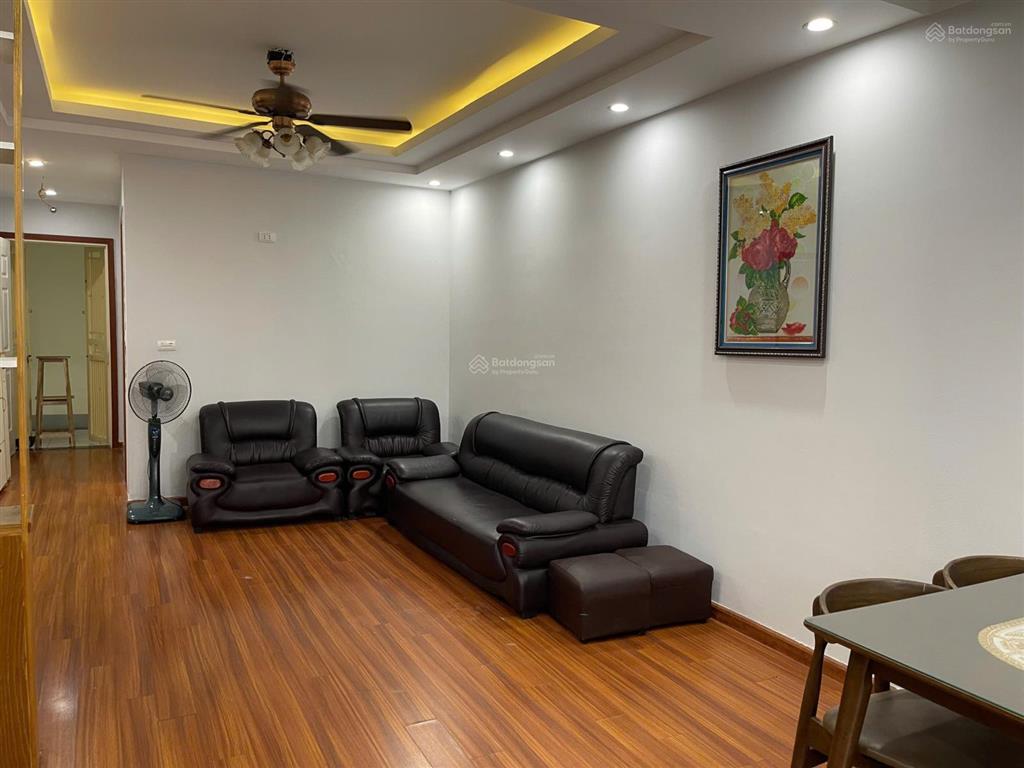 Chính chủ cho thuê căn hộ 3pn, 2wc. nhà mới, nội thất mới