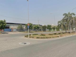 Nhà xưởng 2442m2 mặt tiền đường số 1, ngay cổng khu công nghiệp hiệp phước