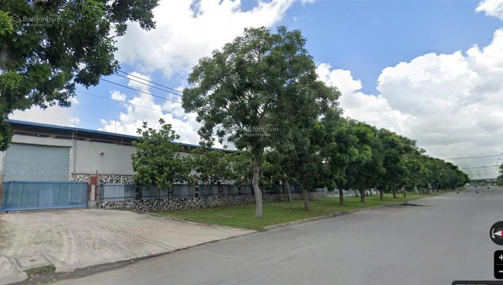 Nhà xưởng kho 2442m2 mặt tiền đường nổi bật, ngay cổng khu công nghiệp hiệp phước