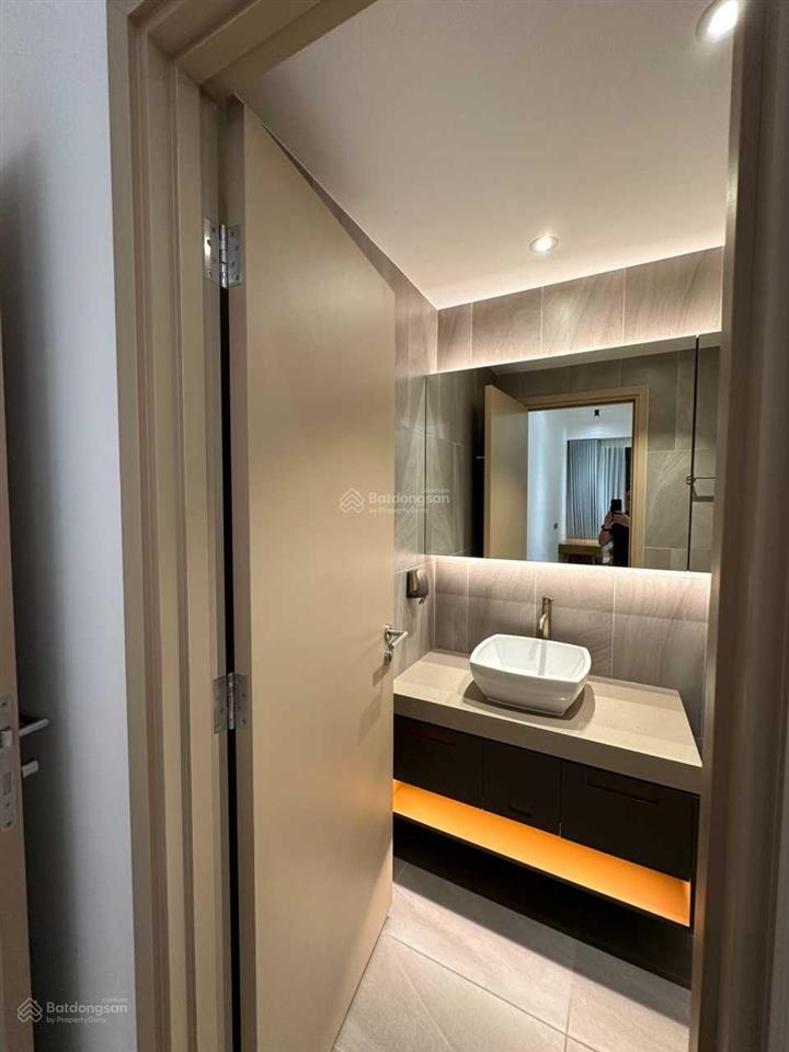 Cho thuê căn hộ happy valley, pmh, q7. dt 118m2, 3pn, free ô xe. chỉ 25tr/tháng.  0941 282 ***