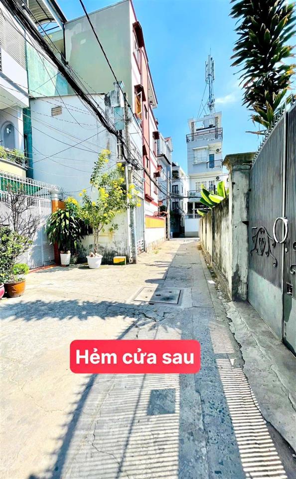 Giá quá rẻ ở tt phú nhuận  nhà 39.5m2 đất mà chưa đến 5.5 tỷ