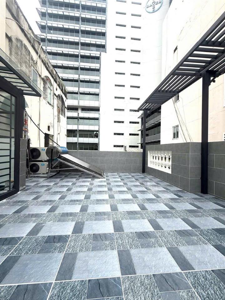 Sát mặt tiền khu vip nguyễn văn trỗi  trương quốc dung giá tốt