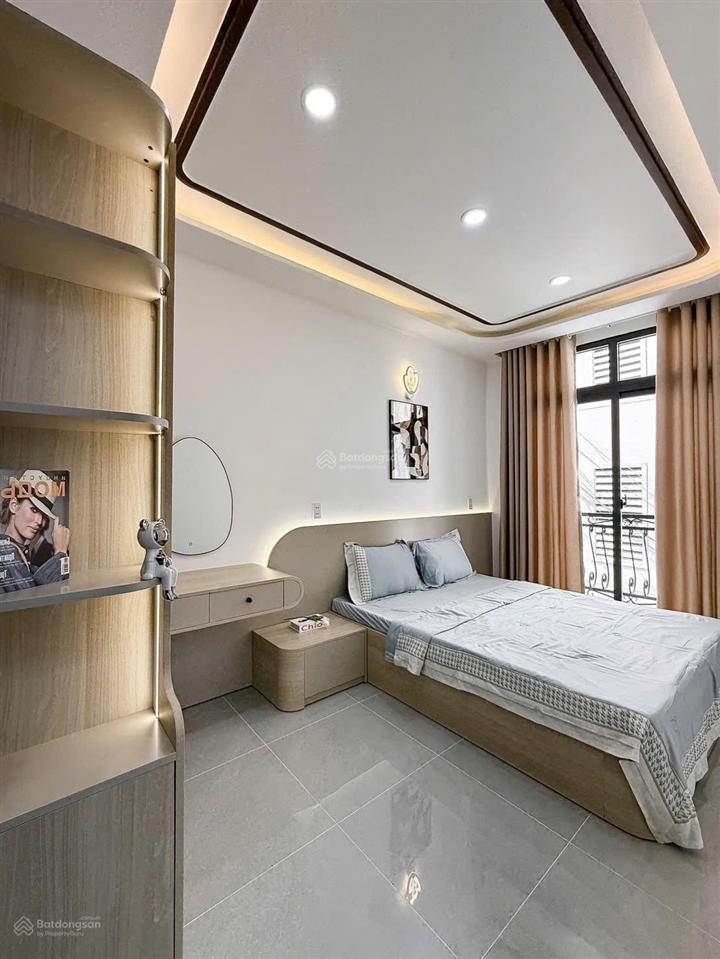 Sát mặt tiền khu vip nguyễn văn trỗi  trương quốc dung giá tốt