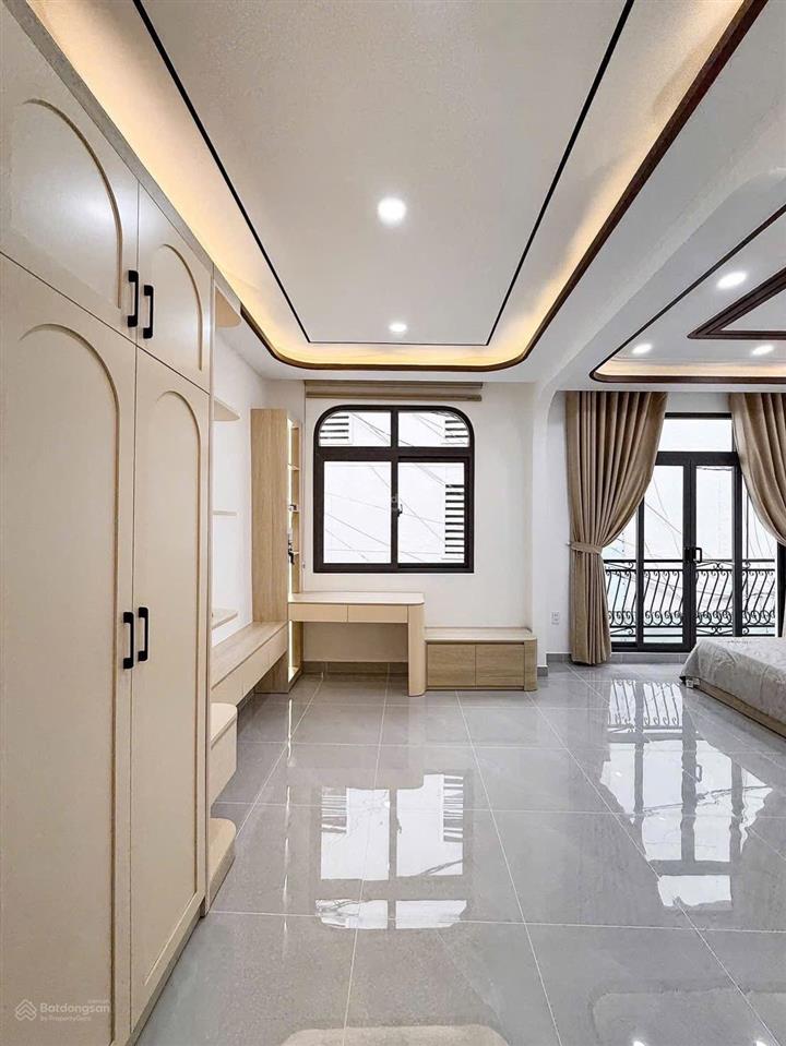 Sát mặt tiền khu vip nguyễn văn trỗi  trương quốc dung giá tốt