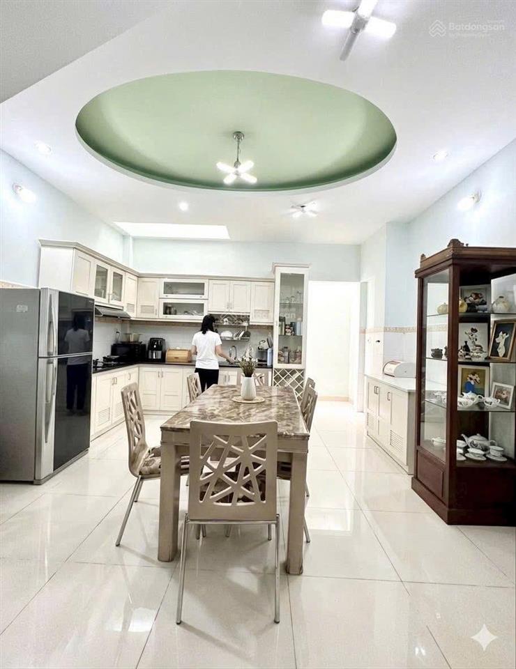 Thời điểm bđs đứng nên chủ mới bán giá rẻ như vậy